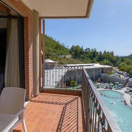 Hotel Terme Capasso Контурси Екстериор снимка