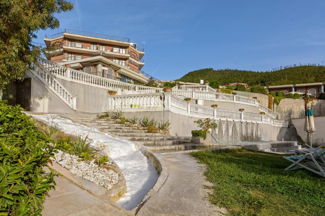 Hotel Terme Capasso Контурси Екстериор снимка