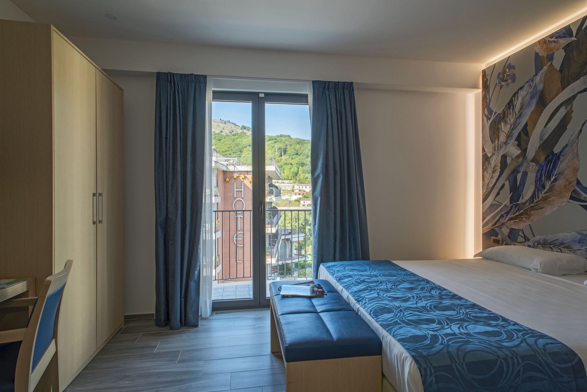 Hotel Terme Capasso Контурси Екстериор снимка